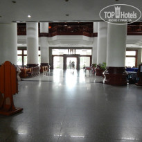 Welcome Jomtien Beach 3* Вид на центральный вход - Фото отеля
