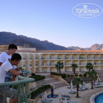 La Playa Resort & Spa 5* На закате. Правая смотровая площадка. - Фото отеля