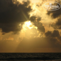 Cinnamon Bentota Beach 4* закат - Фото отеля