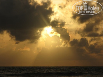 Cinnamon Bentota Beach 4* закат - Фото отеля