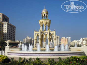 Nejoum Al Emarat 3* фонтан в Ролл-сквере - Фото отеля