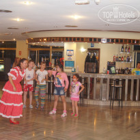Playa De Oro 3* Минидиско проводили даже когда в отеле было 4 ребёнка - Фото отеля