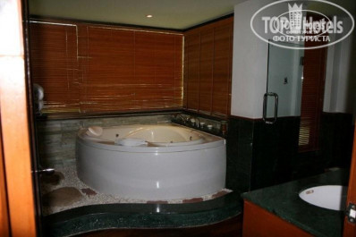 Kata Thani Phuket Beach Resort 5* Роял Сьют Royal Thani Suite (Thani Wing) - Фото отеля