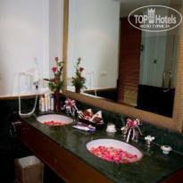 Kata Thani Phuket Beach Resort 5* Свадебная церемония (украшение номера) - Фото отеля