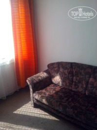 A&O Prague Rhea 3* Диванчик во второй комнате - Фото отеля