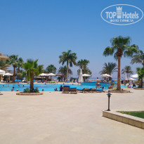 La Playa Resort & Spa 5* Вид на бассейн - Фото отеля