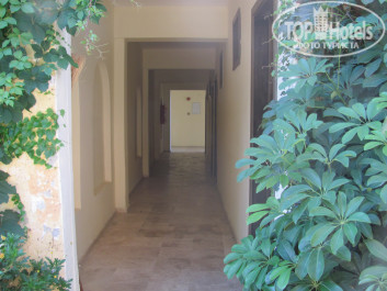 Green Paradise Beach Hotel 4* коридор на 1 этаже, без окон и дверей - Фото отеля