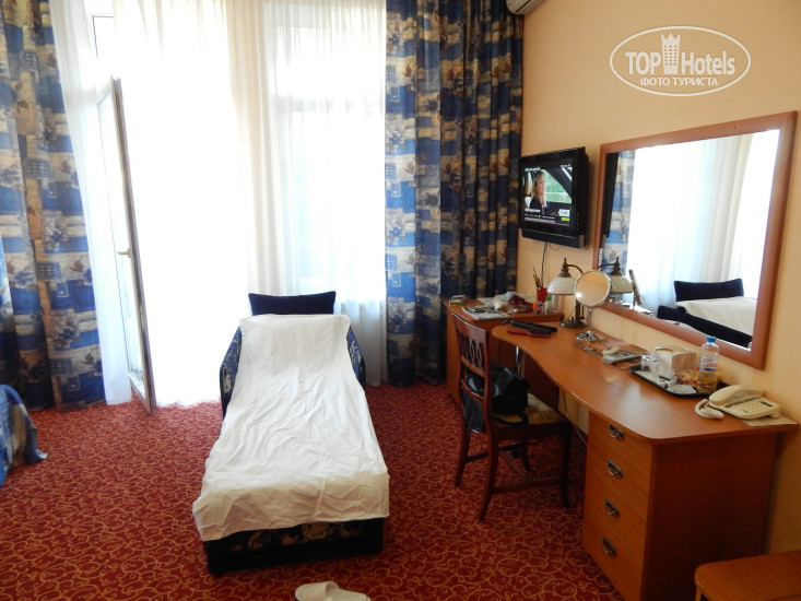 Бристоль 3* - Фото отеля