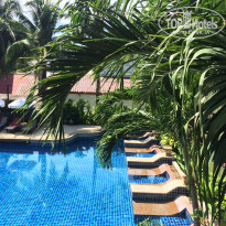 Phuket Island View 3* superior rooms - Фото отеля