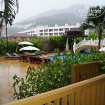 Kata Sea Breeze 3* Вид из номера во время дождя - Фото отеля