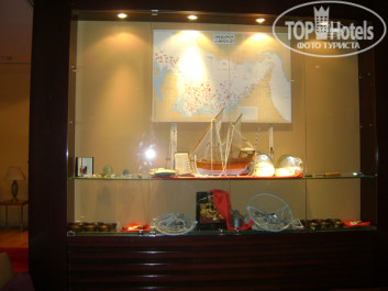 Golden Tulip Sharjah 4* На ресепшне отеля - Фото отеля