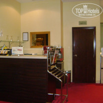 Golden Tulip Sharjah 4* На ресепшне отеля - Фото отеля