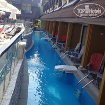 Diamond Cottage Resort & Spa 4* Старый корпус, нижний самый ярус, с выходом из номера в бассейн. - Фото отеля