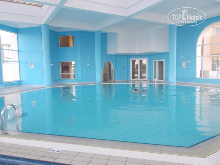Iberostar Averroes 4* подогреваемый бассейн. - Фото отеля