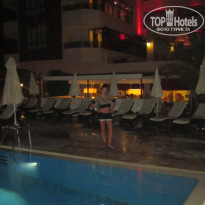 Miarosa Incekum Beach 5* біля басейну - Фото отеля