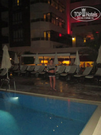 Miarosa Incekum Beach 5* біля басейну - Фото отеля