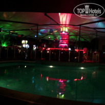 Орел 2* платый бар у басейна - Фото отеля
