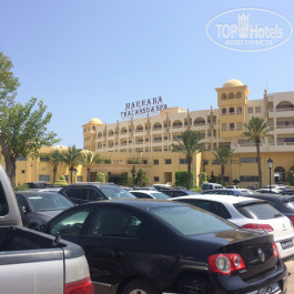 Steigenberger Marhaba Thalasso Hammamet 5* Отель со стороны в'езда. - Фото отеля