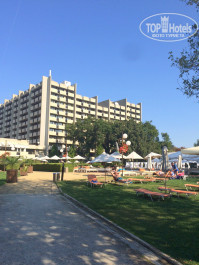 Grand Hotel Varna 5* наш красавец-отель в лучах полуденного солнца - Фото отеля