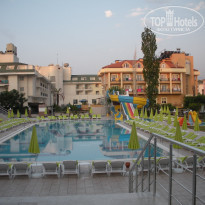 MG White Lilyum 5* Бассейн - Фото отеля