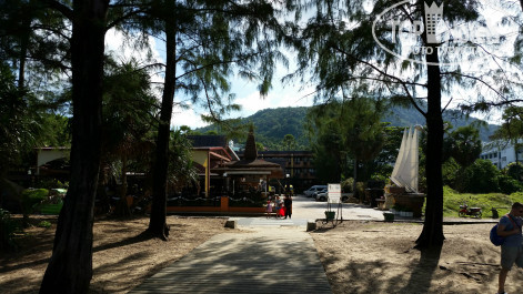 Phuket Island View 3* вид на отель с пляжа - Фото отеля