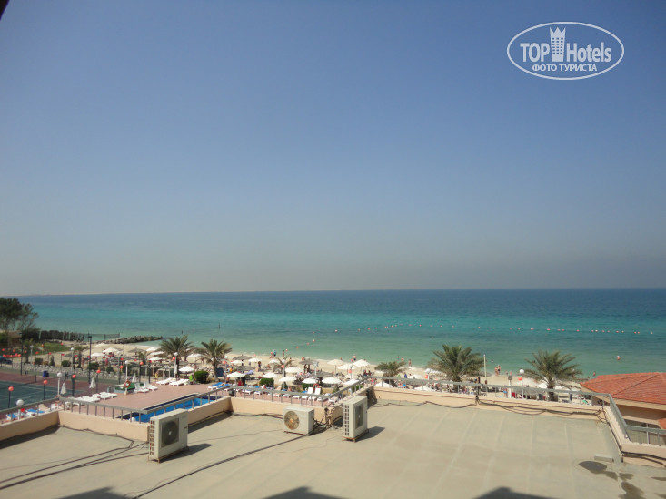 Carlton Sharjah 4* виз из балкона - Фото отеля