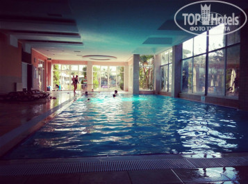 Titan Select 5* Крытый бассейн - Фото отеля