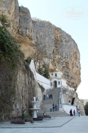 Крымская Ницца 3* Свято-Успенский пещерный монастырь в Бахчисарае - Фото отеля