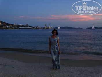 Vinpearl Resort & Spa Nha Trang Bay 5* пляж вечером - Фото отеля