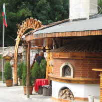ресторанчик, где вечером была