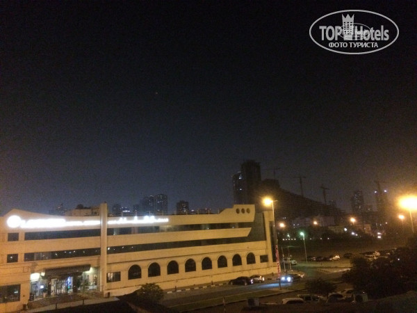 Carlton Sharjah 4* Вид из окна - Фото отеля