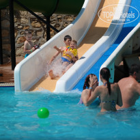 Club Resort Atlantis HV-1 Горки в бассейне - Фото отеля
