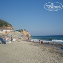 Blue Fish Hotel 4* пляж - Фото отеля