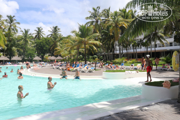 Riu Naiboa 4* Бассейн - Фото отеля