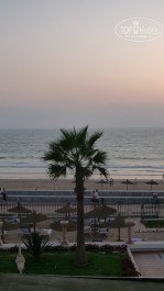 LABRANDA Amadil Beach 4* Вечер, вид с балкона на пляж - Фото отеля