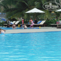 Vinpearl Resort & Spa Nha Trang Bay 5* детям у бассейнов не скучно. - Фото отеля