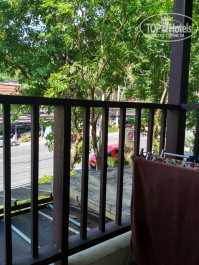 Baan Karon Resort 3* Номер 206 в главном корпусе с видом на дорогу - Фото отеля
