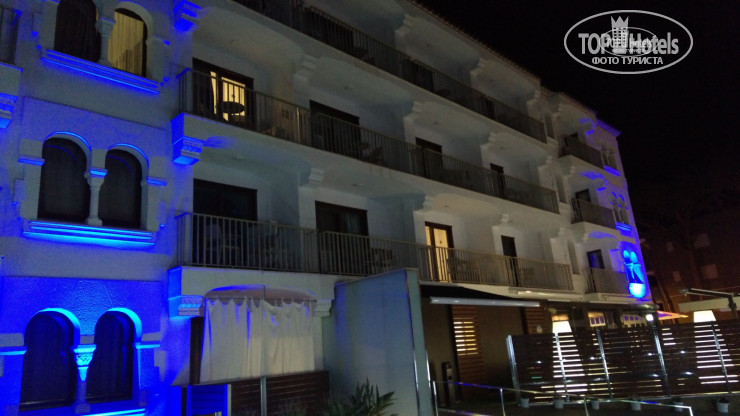 Новые добавленные фото туристов в The Element 4*