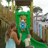 Lucida Beach 5* Детская площадка в общественном парке - Фото отеля