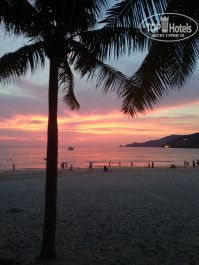 Days Inn Patong Beach 3* Пляж Патонг на закате - Фото отеля