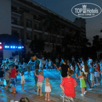 Rox Royal Hotel 5* мини-диско у бассейна - Фото отеля