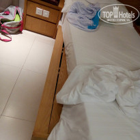 Golden Holiday Hotel 3* Персонал старательный,но владелец не тратиться на содержание отеля. - Фото отеля