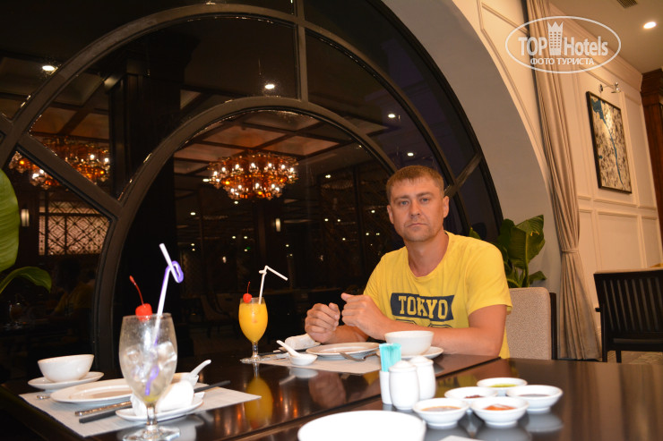 Vinpearl Resort & Spa Nha Trang Bay 5* Оушен Хилл, ресторан, бар, боулинг. Территория острова. Доставка шатл-басс, можно пешком прогуляться. - Фото отеля