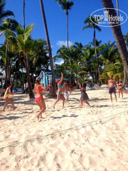 Riu Naiboa 4* на пляже отеля, волейбольная площадка - Фото отеля