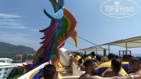 Miarosa Kemer Beach 5* Очередь на горку в ДолуСу - Фото отеля