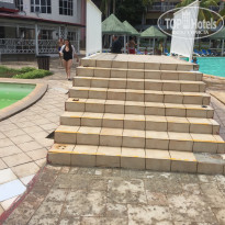 Brisas Del Caribe 4* Сравнение отелей в корпусе North (слева который не чистили неделю, справа- 3 дня) - Фото отеля