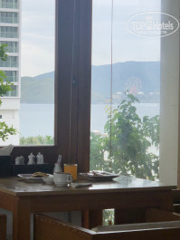 Golden Holiday Hotel 3* Столовая - Фото отеля