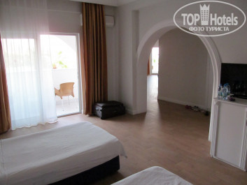 Kemal Bay 5* Семейный двухкомнатный номер с видом на море, family suite - Фото отеля