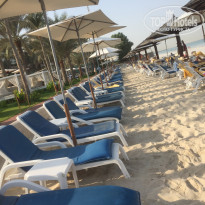 Occidental Sharjah Grand 4* Чистый пляж!С достаточным количеством лежаков! - Фото отеля