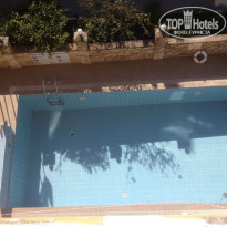 Benna 2* Бассейн ( в марте без воды еще ) - Фото отеля